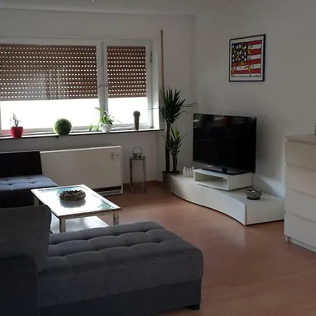 Gelegenes Tla Mit Garten Fuer Bis Zu 5 Personen * Kaiserslautern